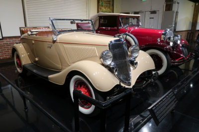 1934 Ford Deluxe Rumble Seat Roadster (5799)
