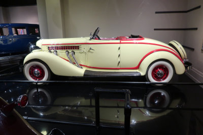 1936 Auburn Model 8-852 Supercharged Cabriolet (5820)