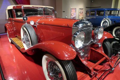 1930 Duesenberg Model J LWB Hibbard & Darrin Transformable Cabriolet (5828)