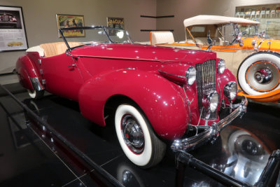 1939 Packard Super Eight Convertible Victoria by Darrin (5839)