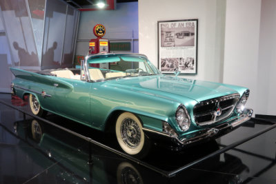 1961 Chrysler 300G Convertible Coupe (5926)