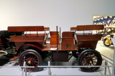 1908 Studebaker electric coach, one of two made for the U.S. Senate as a shuttle vehicle. (5120)