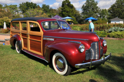 MOST Elegant Pre-War Closed Car: 1940 Buick Super Estate Wagon, Steve Newby (7817)