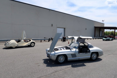 1937 BMW 328 and 1955 Mercedes-Benz 300 SL Gullwing. (4598)