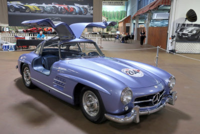 1955 Mercedes-Benz 300 SL Gullwing, brought by Maryland friends (husband & wife) to Simeone Auto Museum, Philadelphia, PA (4610)