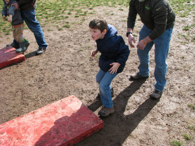 20191020_Logan_at_Roloff_Pumpkin_Patch_023.jpg