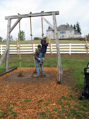 20191020_Logan_at_Roloff_Pumpkin_Patch_034.jpg
