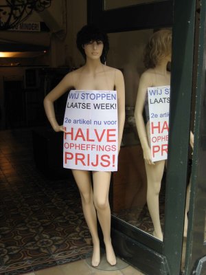 Profitez de ces mannequins à moitié prix !