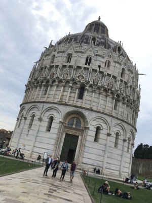 J'ignorais que le baptistre penchait aussi