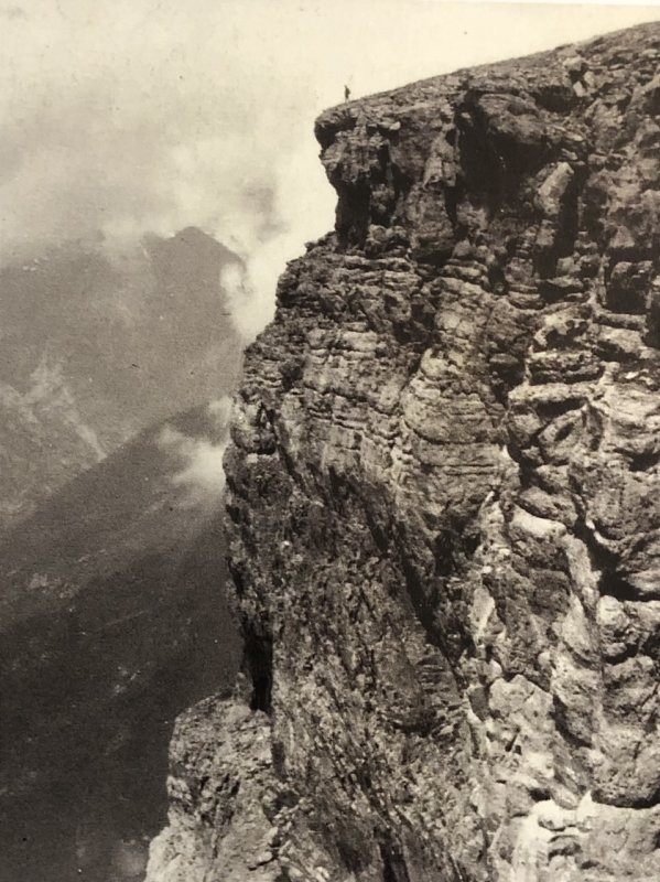 Au-dessus de la valle dArazas (Espagne)