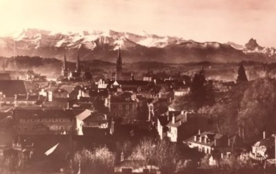 Bizanos et les Pyrnes sur une ancienne carte postale