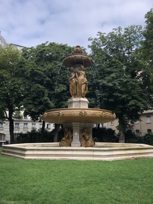 La fontaine du square Louvois et les 4 fleuves de France
