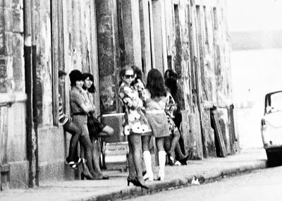 Les photos voles des demoiselles de Mriadeck dans les annes 60