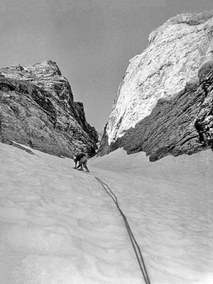 Couloir de Gaube, au voisinage de l'Y.