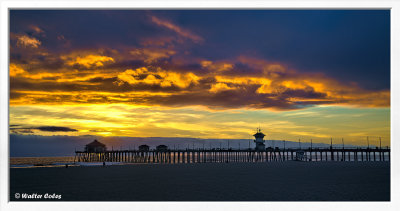 Sunset_Pier_HDR_112816_1_2_3_tonemapped_CC_AI_Frame_w.jpg