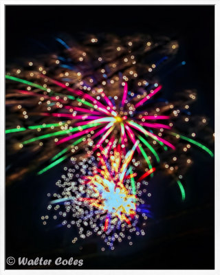 4th July Fireworks 2019 (6) CC AI Frame w.jpg