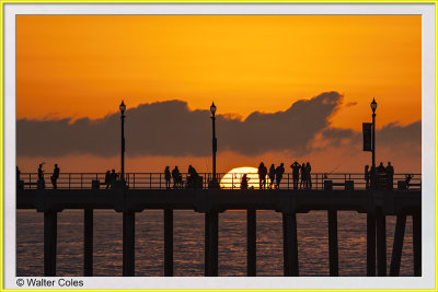 Sunset HB Pier 9-26-19 (18) CC S2 Frame2 w.jpg