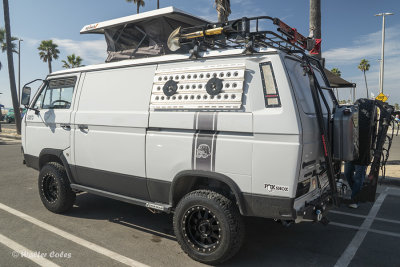 VW 1990s Custom Camper Van Veterans 11-11-17 CC AI w.jpg