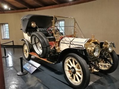 1912 Packard 1-48 Victoria - Heritage Museums & Gardens.jpg