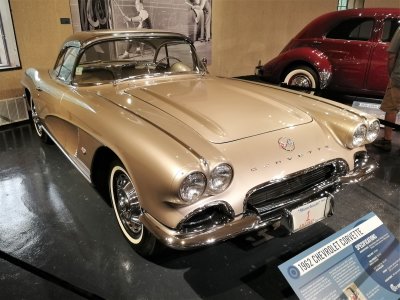 1962 Chevrolet Corvette - Heritage Museums & Gardens.jpg