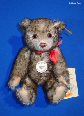 Steiff Historic Mini Happy 1926 replica teddy bear 1994