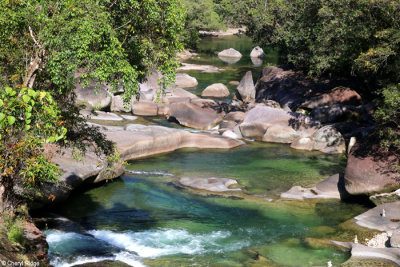 7373-babinda-boulders.jpg