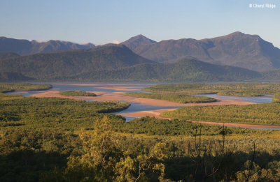 7513b-hinchinbrook-lookout.jpg