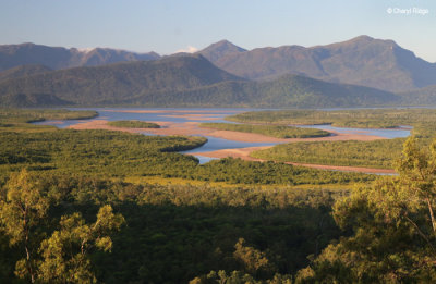 7517b-hinchinbrook-lookout.jpg