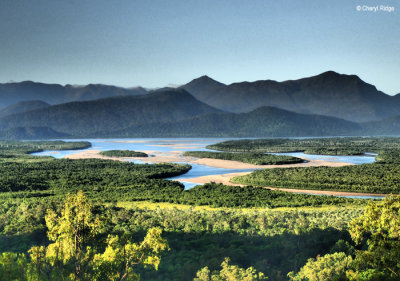 P8311193b-hinchinbrook-lookout.jpg