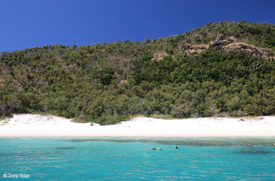 7595b-chalkies-beach.jpg