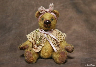 Sue Willis mini bear
