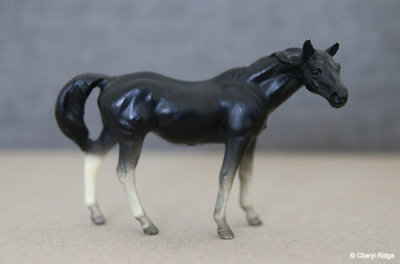 Breyer Stablemate G1 Thoroughbred mare - black
