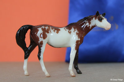 Breyer Stablemate G1 Thoroughbred mare - Coco pinto 2017