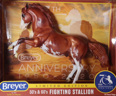 Breyer 70th Anniversary Fighting stallion 2020