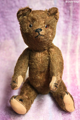 8287- vintage bear