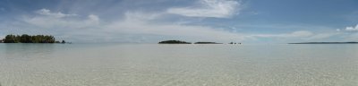 Nabuco Resort with three small island next to it and sands wider view2.jpg