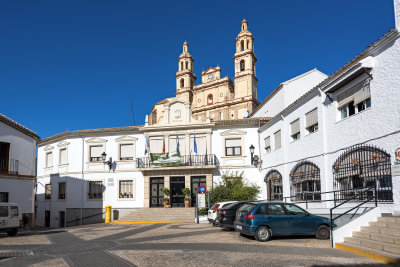 City Hall below, Nuestra Seora de la Encarnacin above