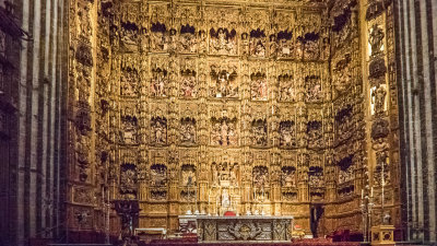 Main Chapel & Pierre Dancart's Altarpiece