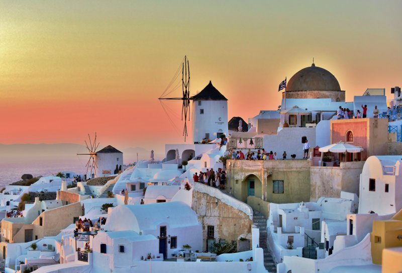 Sunset colors in Oia, Santorini.