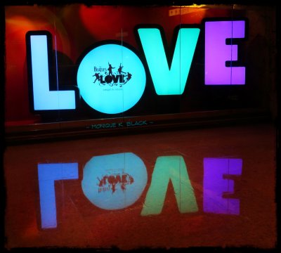 NEON LOVE 💖