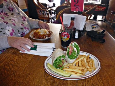 21 Feb Lunch at the Pump