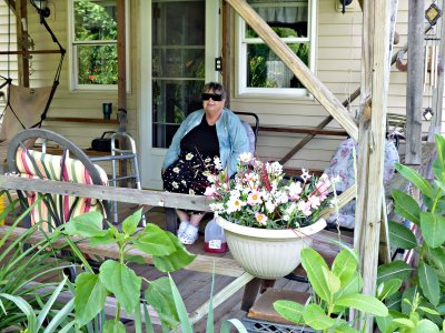 21 Sep Maralee enjoys the deck