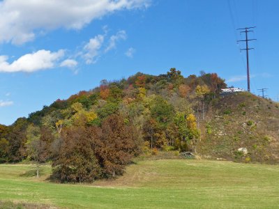 26 Oct Tower construction among Fall Color
