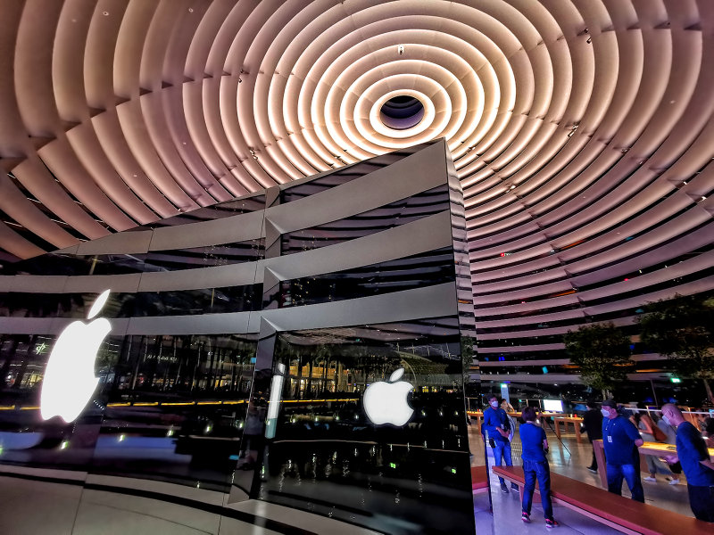 Apple Store - interior dome