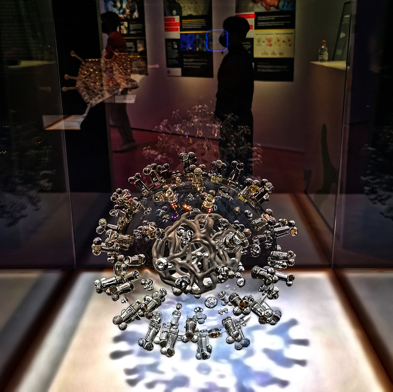 Glass sculpture of COVID-19 Virus by Luke Jerram