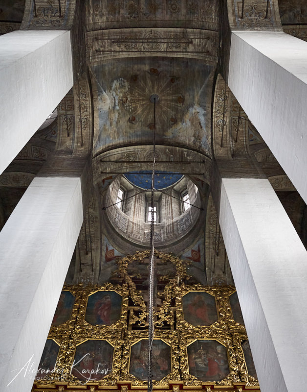 Holy Trinity Cathedral (1699), dome.