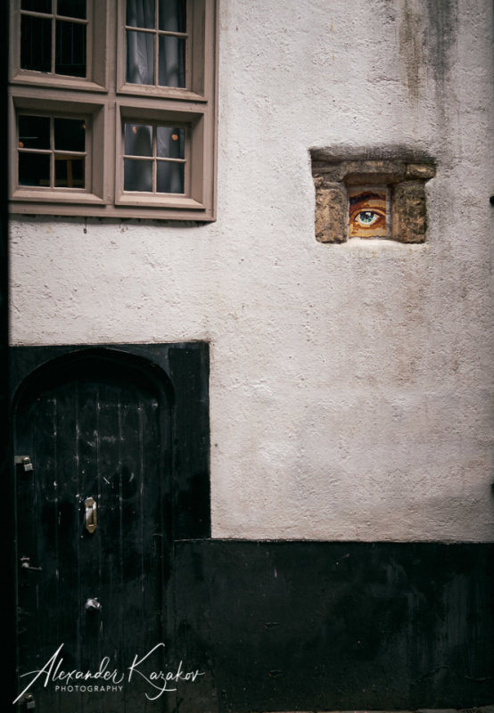 All-seeing eye