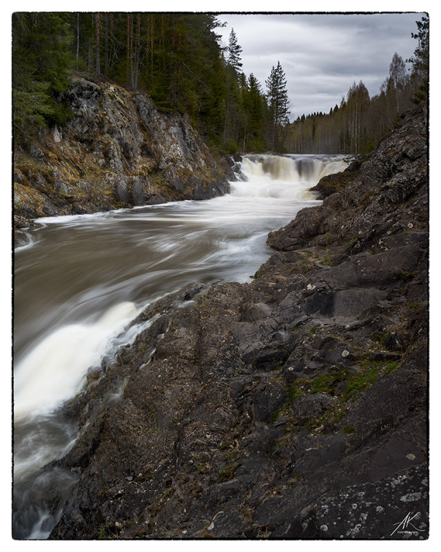 Kivach waterfalls
