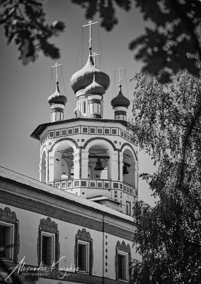 Nicholas Vyazhischsky Convent (XIV cent.)