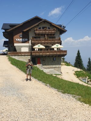 Bij de ski hut in Poiana Brasov - Roemenie
